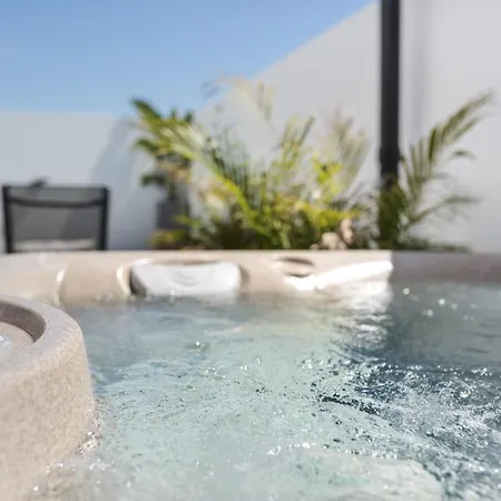 Abeto * Yaiza (Lanzarote)