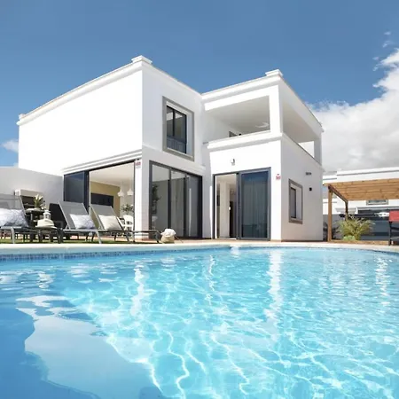 Abeto Villa Yaiza (Lanzarote)